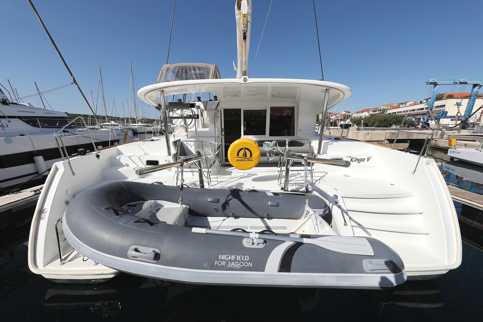 Kinga V - Lagoon 400 S2