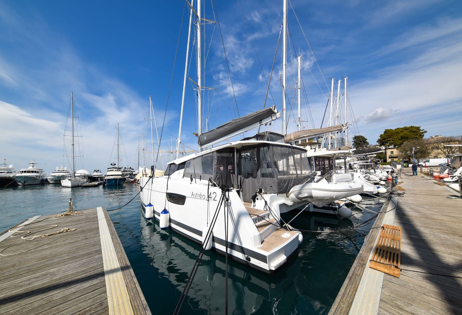 Le Bart - Fountaine Pajot Astrea 42