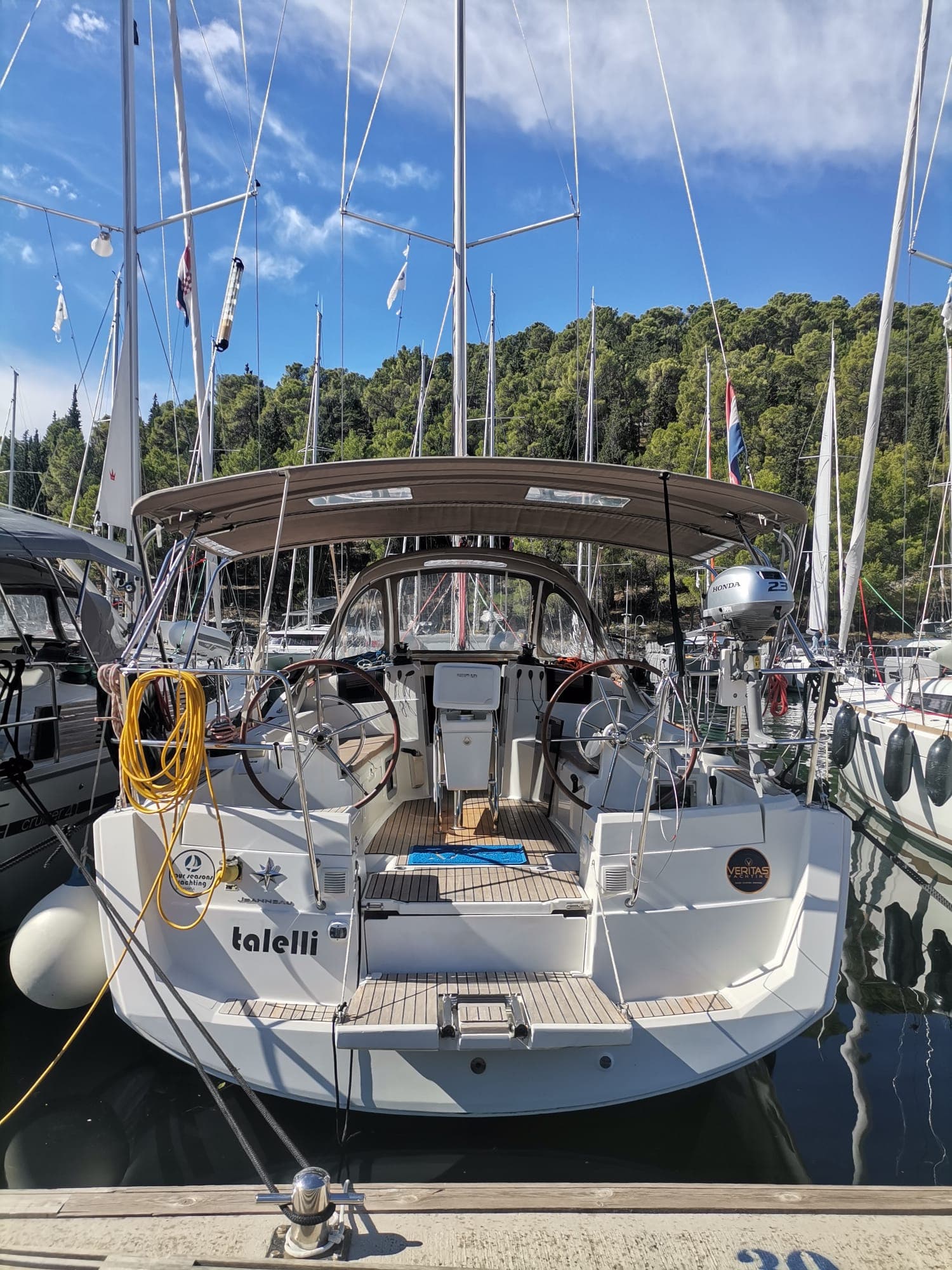 talelli - Sun Odyssey 379