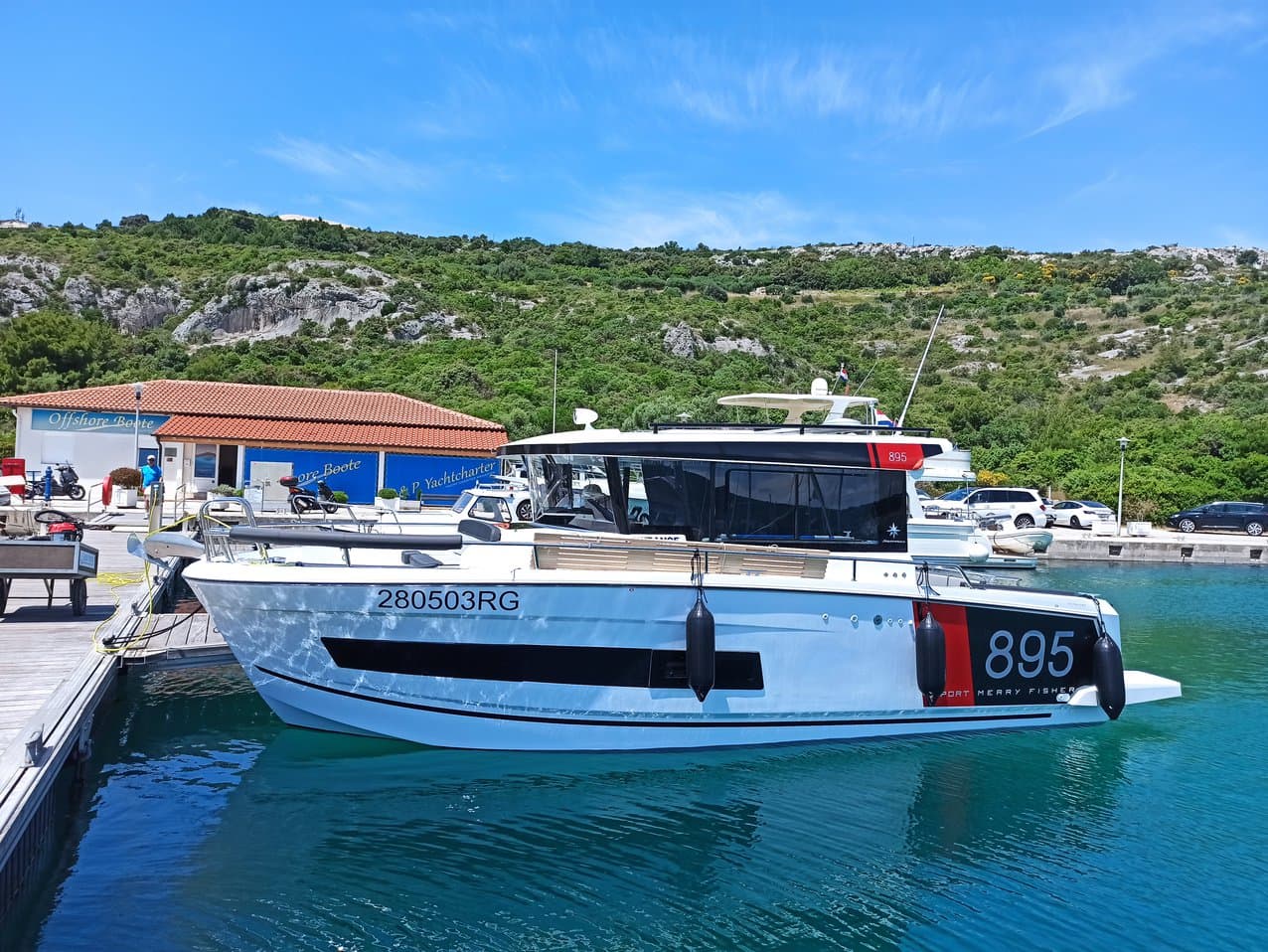 Surprise - Merry Fisher 895 Sport Offshore