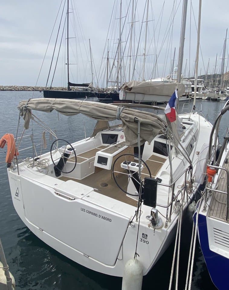 Les Copains D'abord - Dufour 390 GL