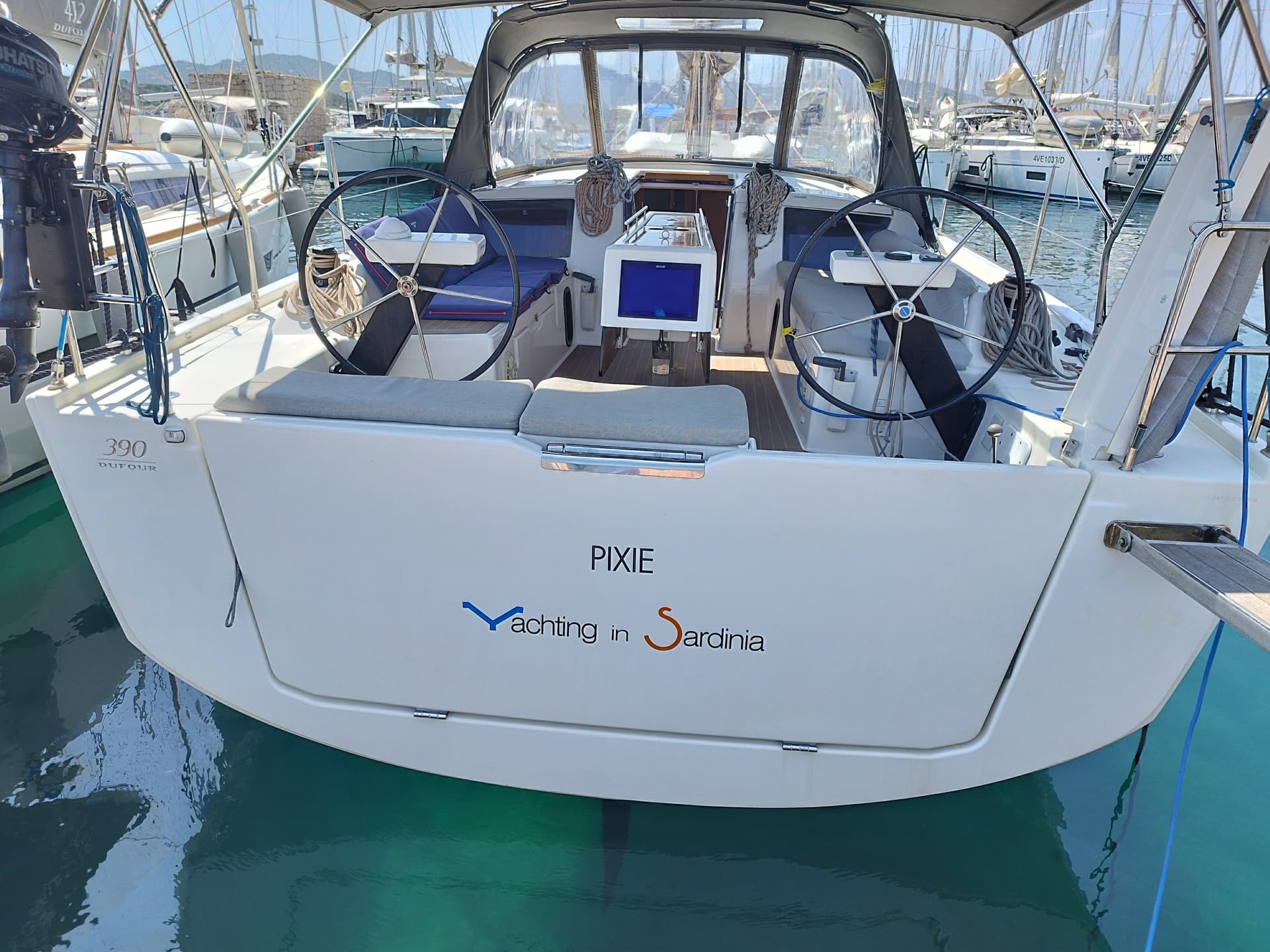 Pixie - Dufour 390