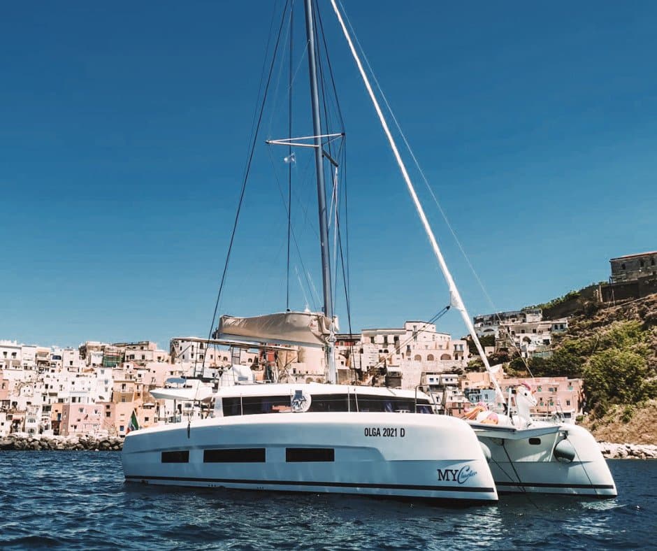 2021. - Dufour 48 Catamaran