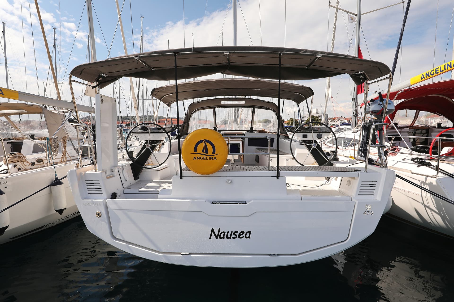 Nausea - Dufour 470