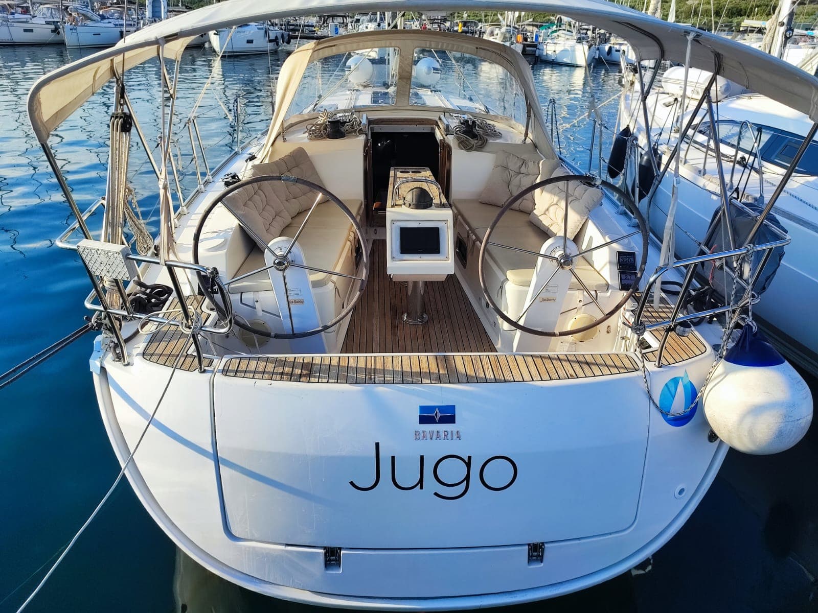 Jugo - Bavaria Cruiser 37