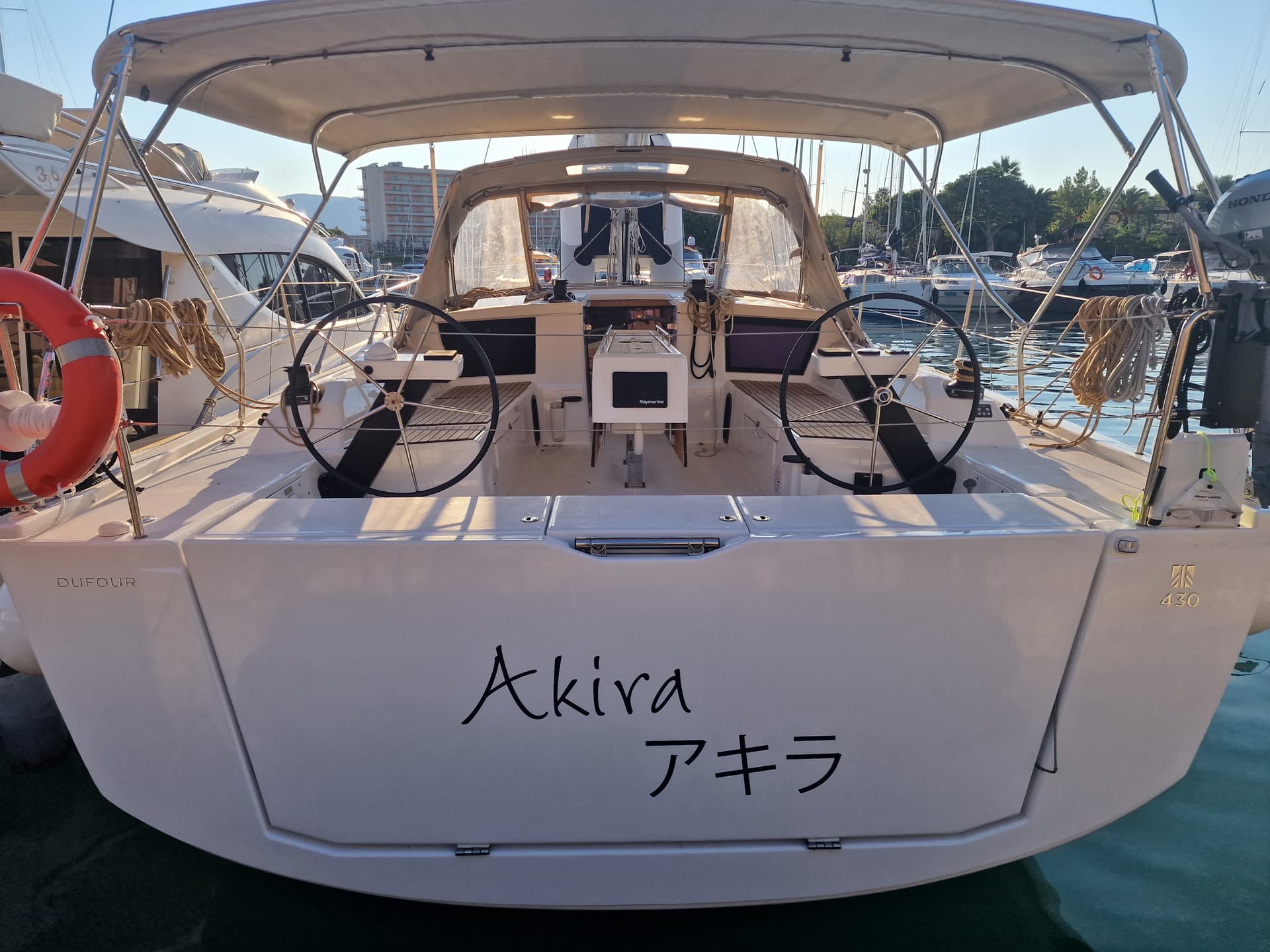 Akira - Dufour 430 GL
