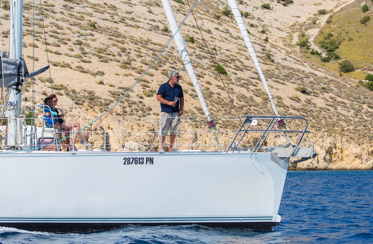 Amica - Dolphin 50