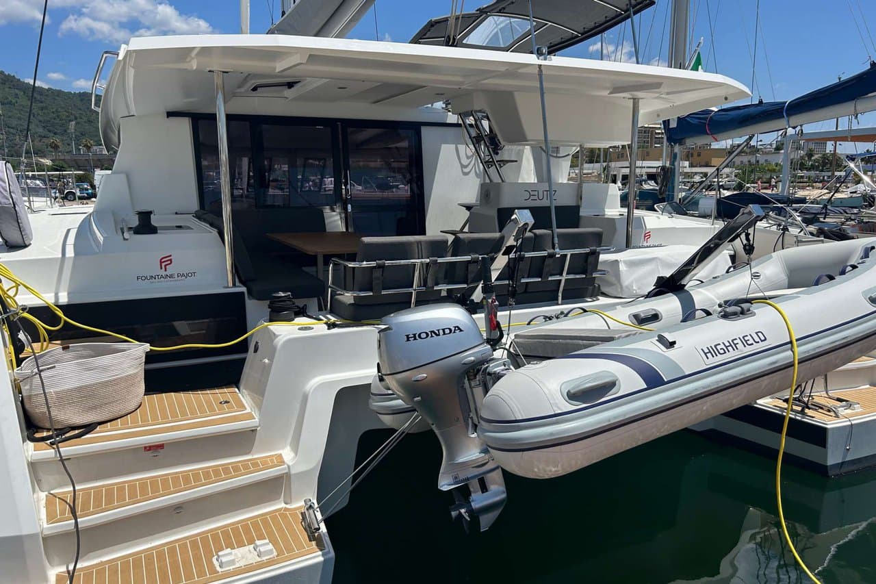 Deutz - Fountaine Pajot Astrea 42