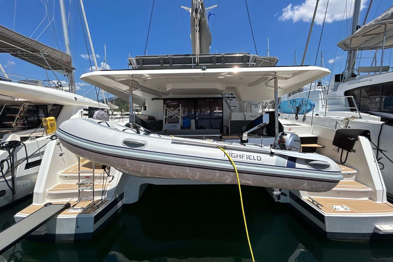 Krug - Fountaine Pajot Elba 45