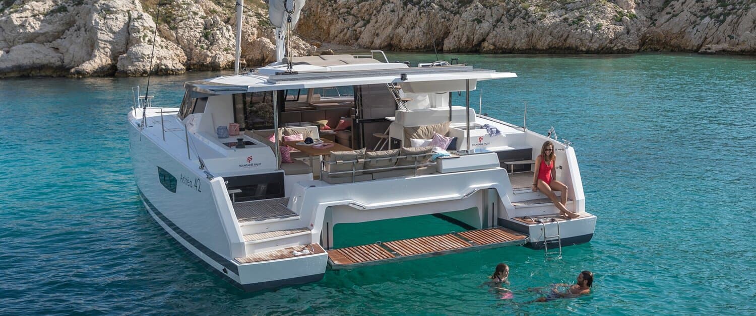 Rossa - Fountaine Pajot Astrea 42