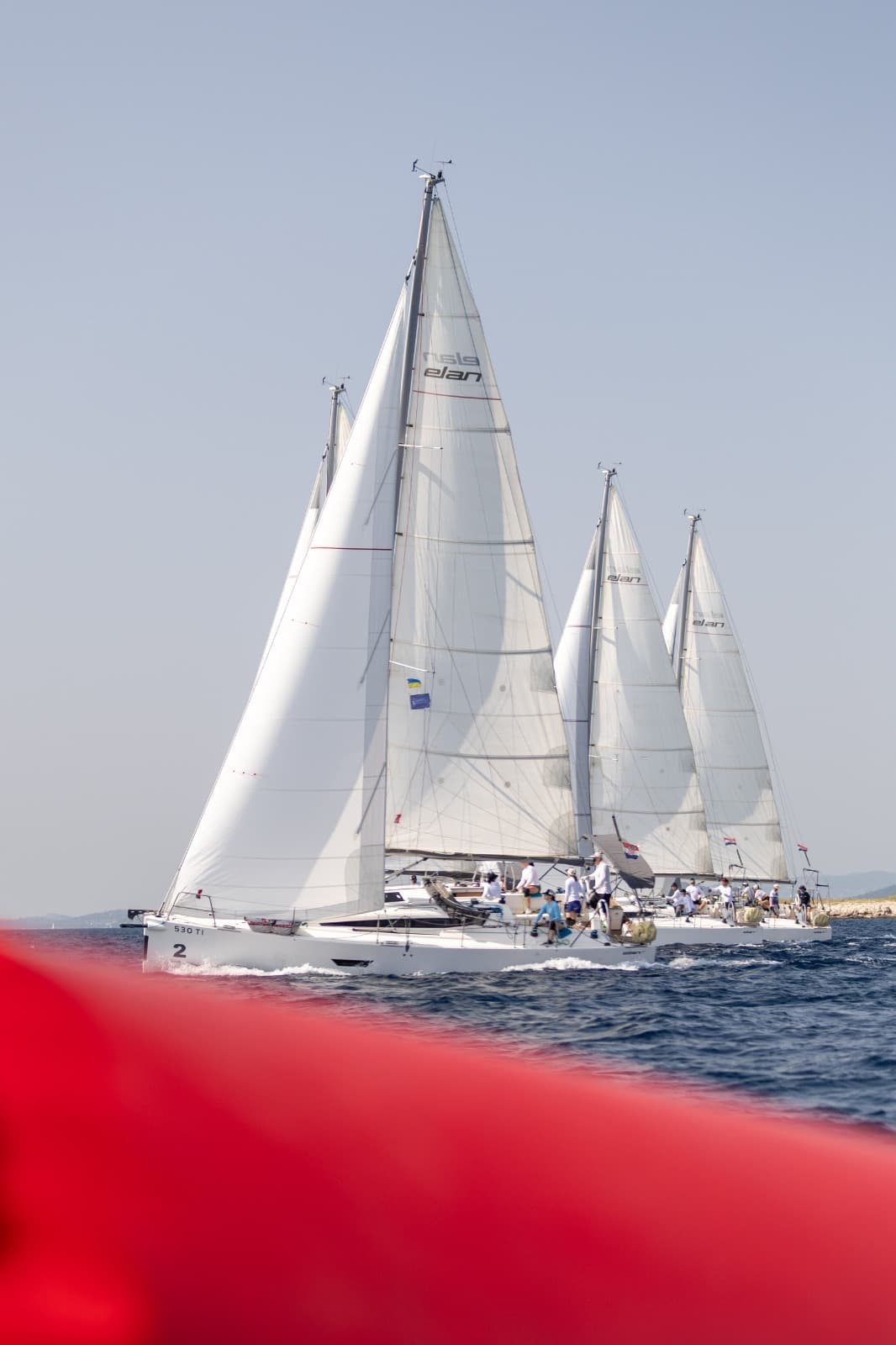 Lucky - Elan E4