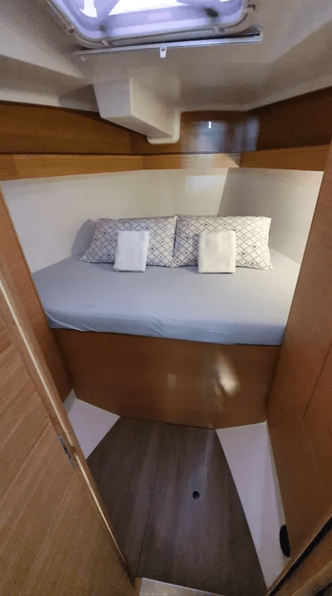 Contessa - Elan E6