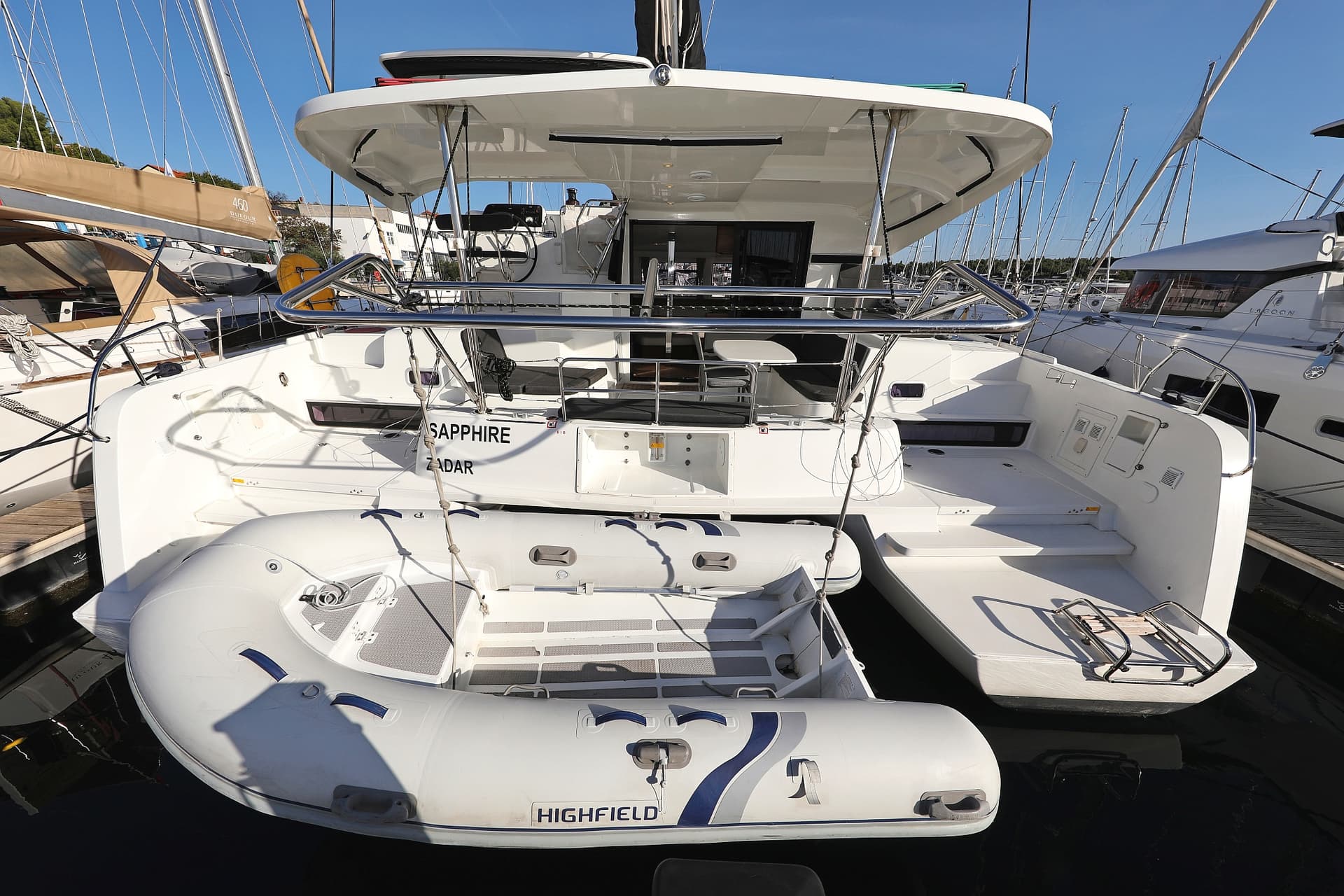 Sapphire - Lagoon 42