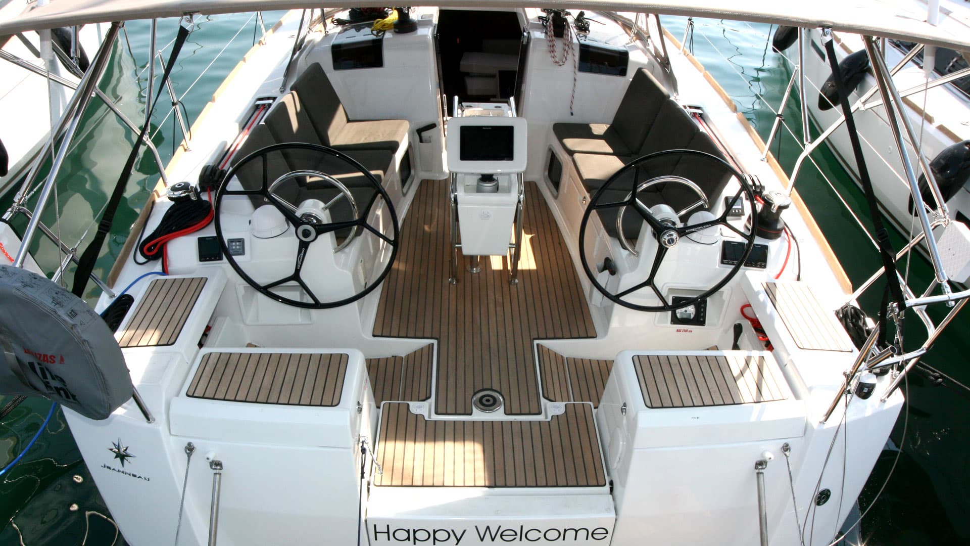 Happy Welcome - Sun Odyssey 419