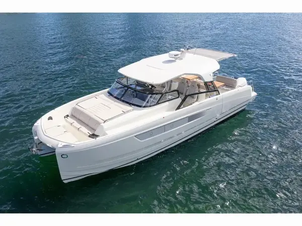 Premium - Yot 36