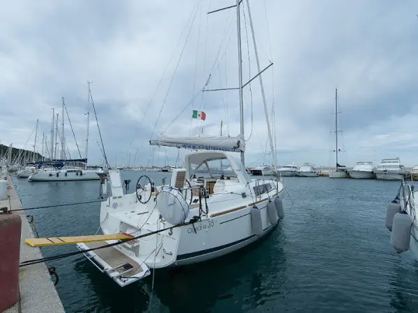 Stephanie - Oceanis 35.1