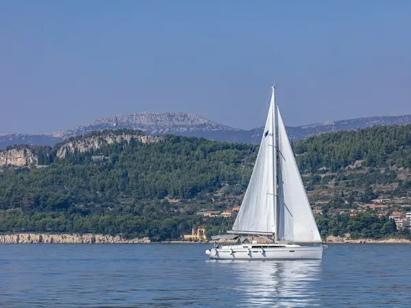 SOLARIĆ - Bavaria Cruiser 46
