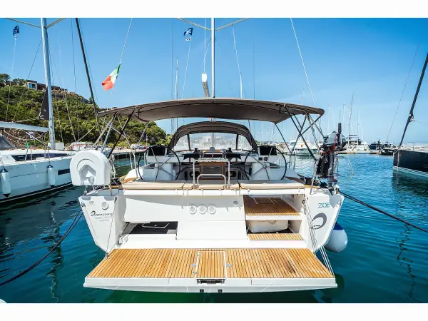 Zoe - Dufour 520 Grand Large
