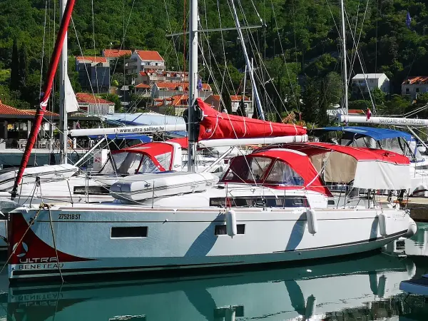 TEODORA - Oceanis 38.1