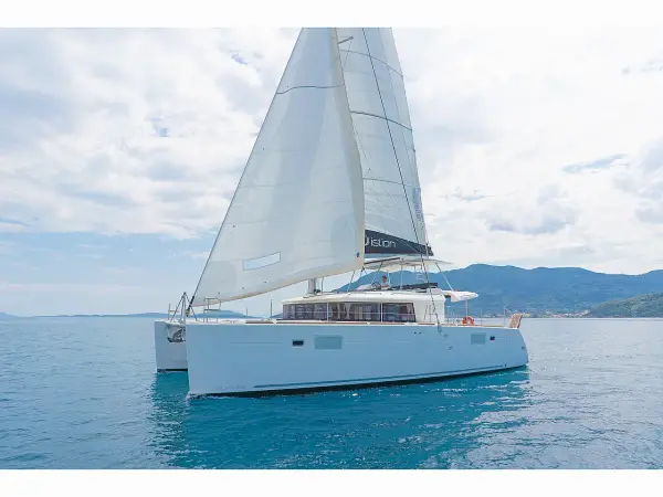 Kon-Tiki - Lagoon 450 Fly