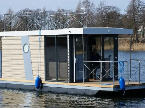 Campi 300 V - Campi 300