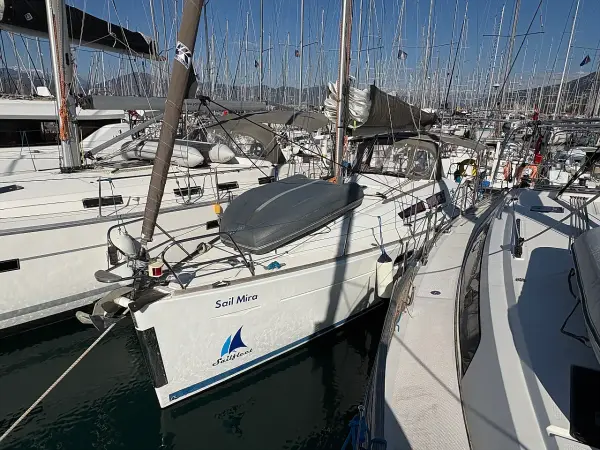 Sail Mira - Sun Odyssey 36i