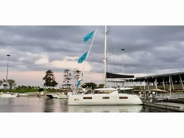 BYC PARATY - Lagoon 46