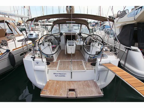 BLUE HEAVEN - Sun Odyssey 469