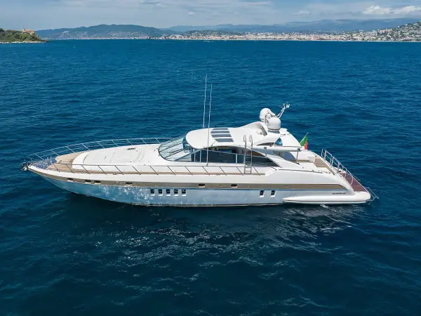 Stealth One - Mangusta 80