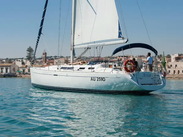 Asia - Dufour 455