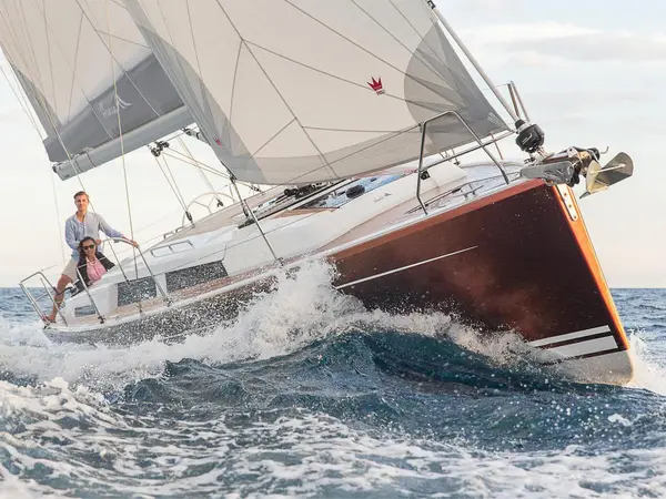 Atlas - Hanse 388