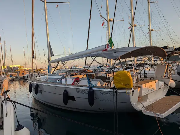 Six on the Sea - D&D Kufner 54 Exclusive