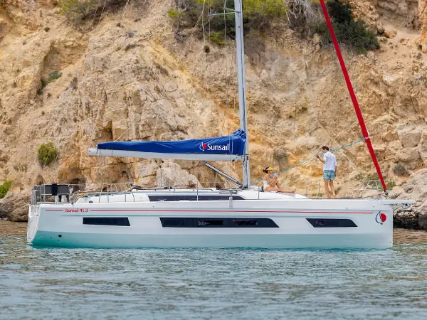Sunsail 41.3 Premium Plus - Dufour 41