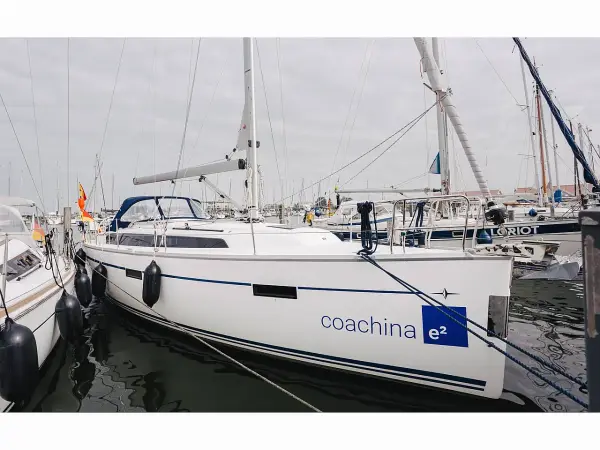 Coachina - Bavaria Cruiser 37