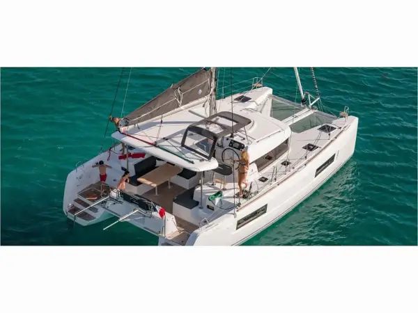 Sail Agena - Lagoon 40