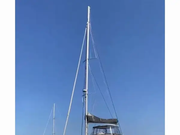 ZIG - Lagoon 51