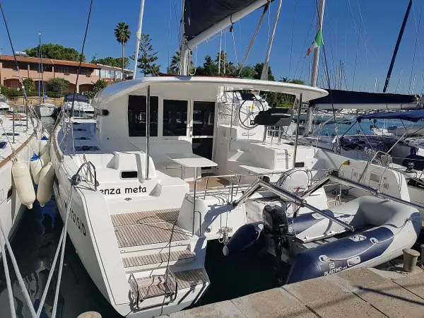 Senza Meta - Lagoon 40