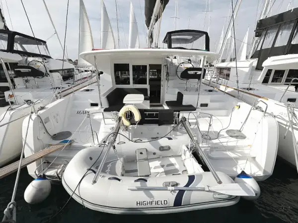 MARI - Lagoon 40