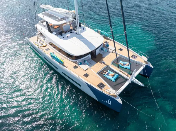 Spirit of Ponant - Lagoon Seventy 7