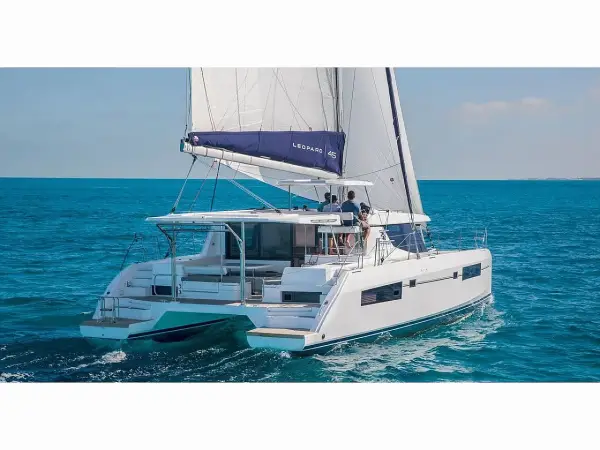 Marina - Leopard 45