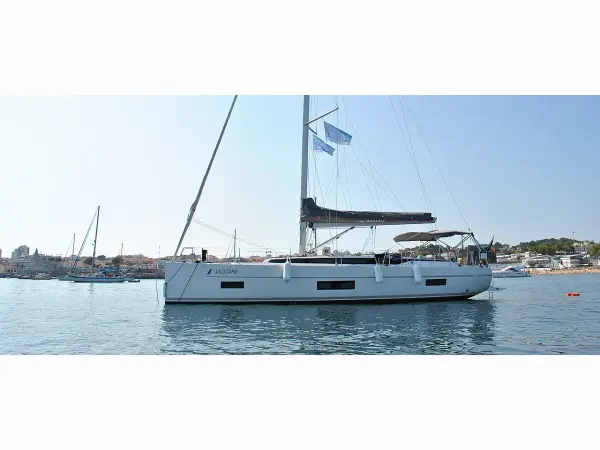 WILDCARD - Bavaria C45