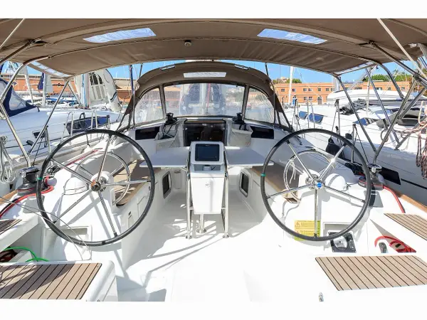 Turrun Turrun - Sun Odyssey 419