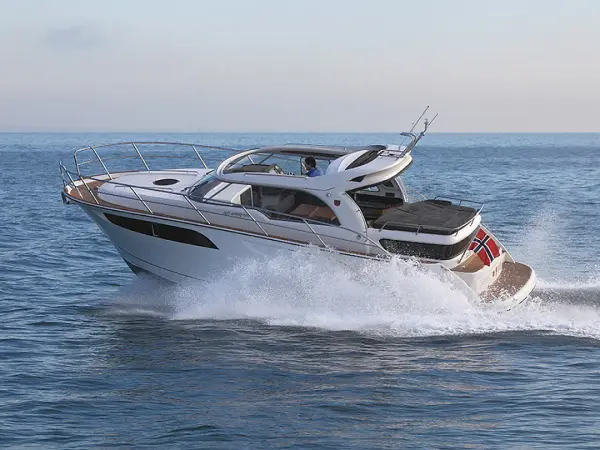 Morski konjic - Marex 320 ACC