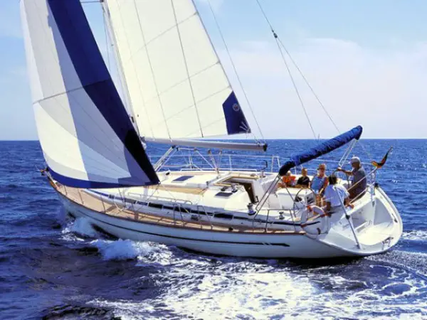 Giannis - Bavaria 44
