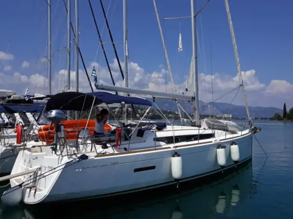 Geneva - Sun Odyssey 389