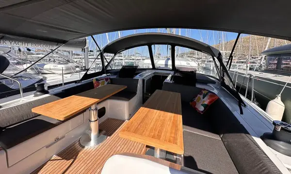 Bright Future - Hanse 508