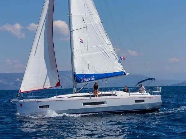 Sunsail 42 Classic - Oceanis 40.1