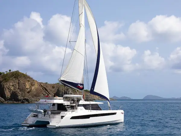 Moorings 5000-5 Club - Leopard 50