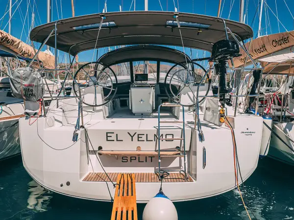 El Yelmo - Jeanneau 54