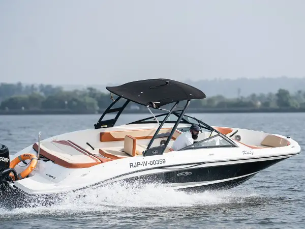 Katy - Sea Ray SPX 210